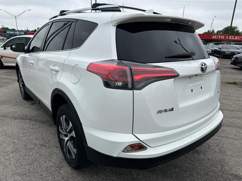 Used 2016 Toyota RAV4 LE w/ Preferred Accessory Package FWD image 34