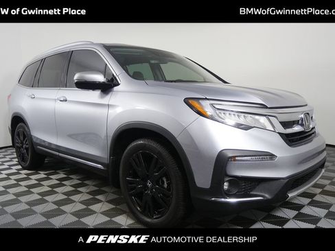 Used 2022 Honda Pilot Touring image 1