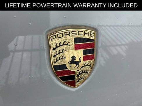 Used 2018 Porsche Macan AWD/4WD image 4