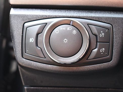 Used 2017 Ford Fusion Energi SE image 19