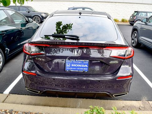 Used 2024 Honda Civic Sport Touring image 6