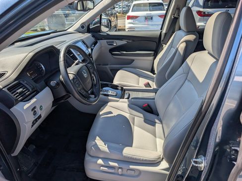 Used 2018 Honda Pilot Elite image 23
