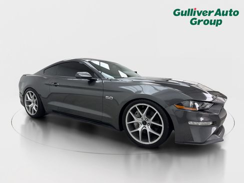 Used 2019 Ford Mustang GT RWD image 12