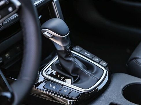 New 2025 Kia Seltos SX w/ SX Sunroof Package image 18