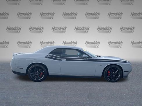 Used 2022 Dodge Challenger R/T w/ Plus Package image 10