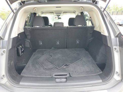 Used 2022 Nissan Rogue SV AWD/4WD image 8