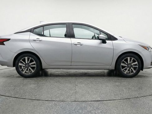 Used 2025 Nissan Versa SV FWD image 11