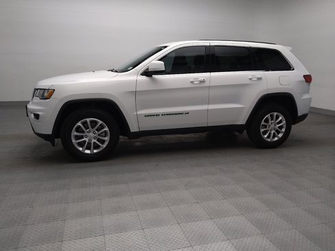 Used 2022 Jeep Grand Cherokee Laredo X AWD/4WD image 2