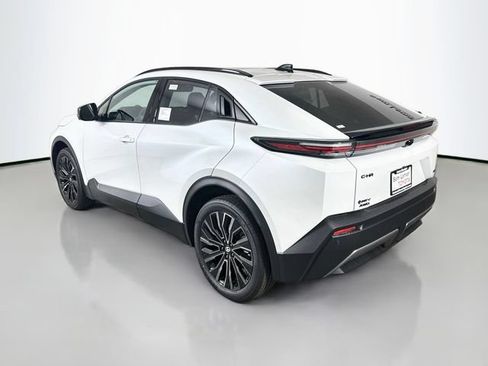New 2026 Toyota C-HR AWD/4WD image 5
