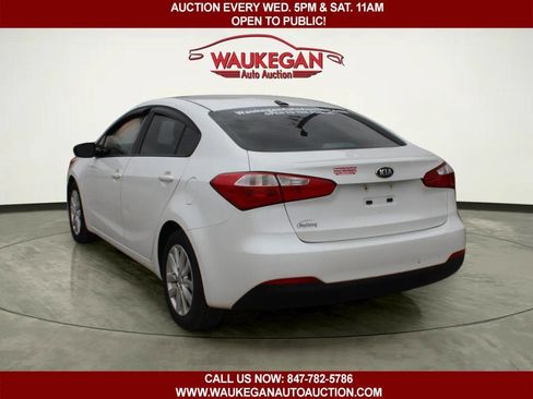 Used 2014 Kia Forte LX w/ Popular Package FWD image 4