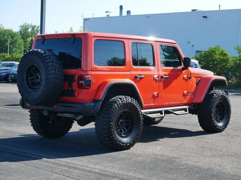 Used 2019 Jeep Wrangler Unlimited Rubicon w/ Cold Weather Group AWD/4WD image 6