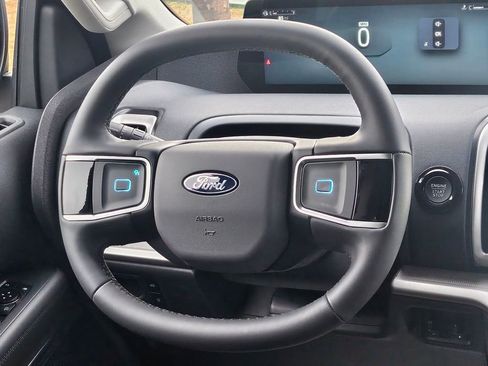 New 2026 Ford Expedition Active image 15