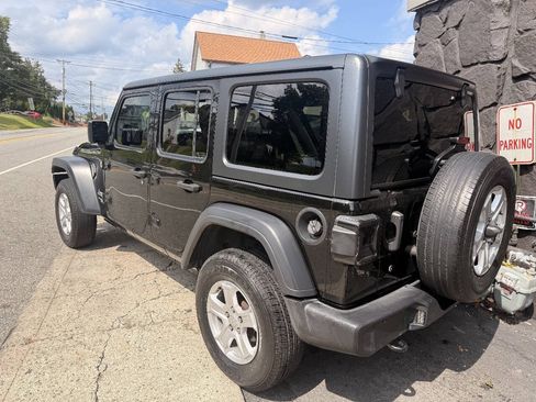 Used 2020 Jeep Wrangler Unlimited Sport S AWD/4WD image 7