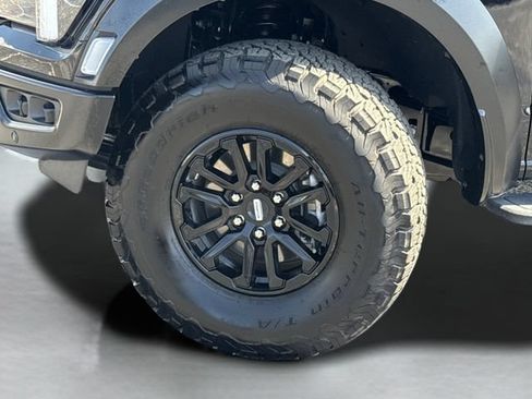 Used 2025 Ford F150 Raptor AWD/4WD image 49