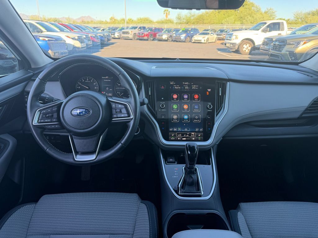 Used 2025 Subaru Outback Premium AWD/4WD image 7