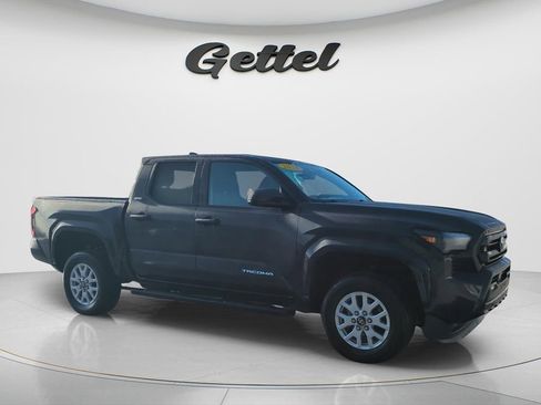 Used 2024 Toyota Tacoma SR5 RWD image 10