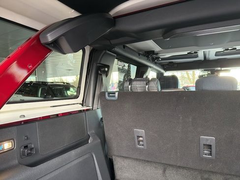 New 2025 Ford Bronco Heritage Edition image 9