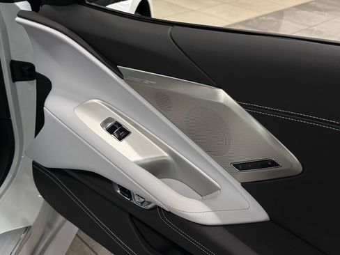 Used 2024 Chevrolet Corvette Stingray Premium Conv w/ Z51 Performance Package image 20