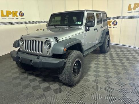 Used 2014 Jeep Wrangler Unlimited Sport w/ Quick Order Package 23S AWD/4WD image 7