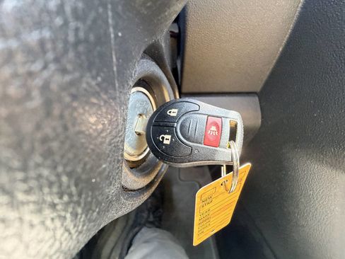 Used 2011 Nissan Rogue S AWD/4WD image 50