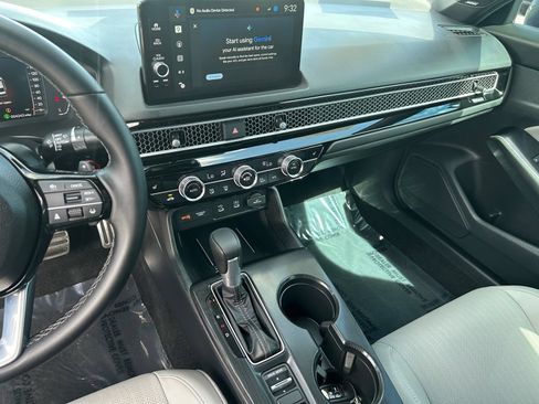 Certified 2025 Honda Civic Sport Touring image 24