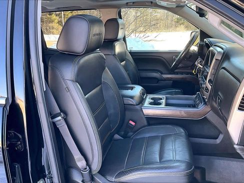 Used 2017 GMC Sierra 1500 Denali image 8