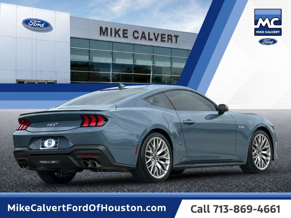 Used 2025 Ford Mustang GT Premium RWD image 5