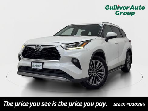 Used 2020 Toyota Highlander Platinum FWD image 1