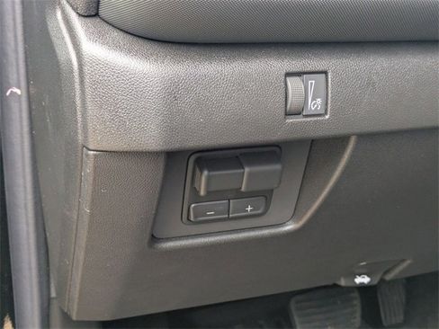 New 2026 Chevrolet Colorado Z71 w/ Technology Package image 12