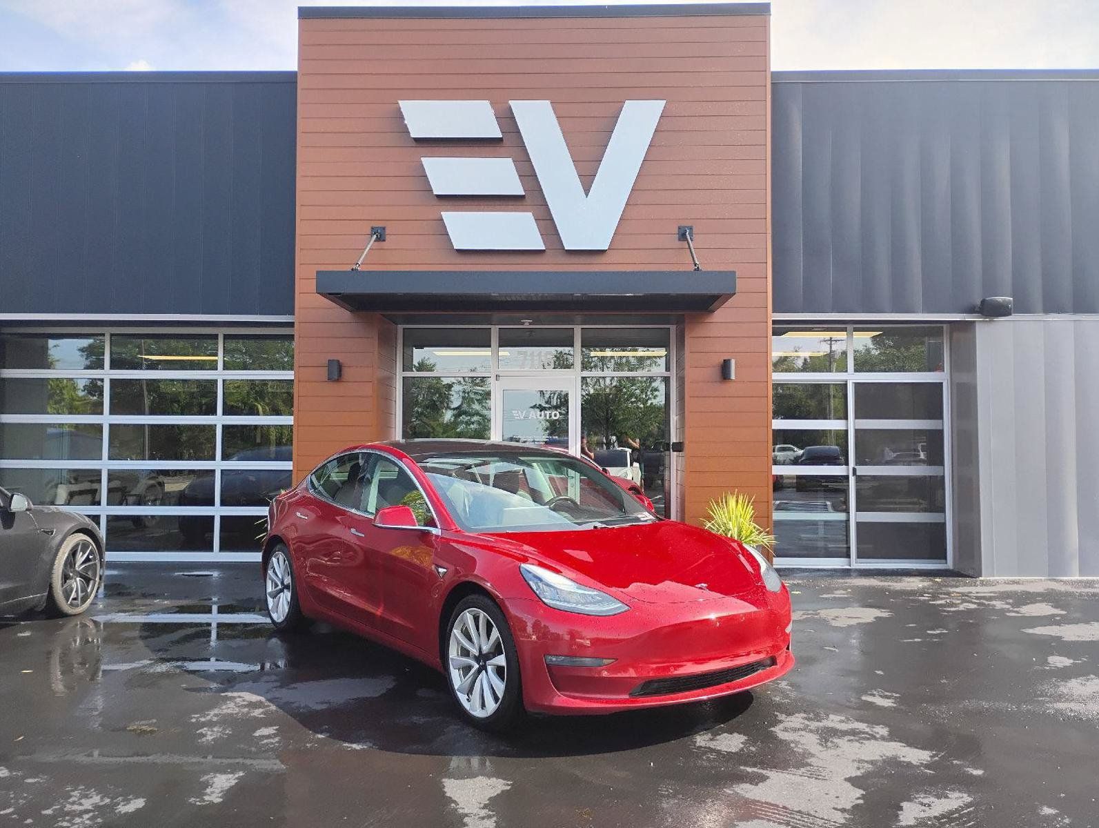 Used 2019 Tesla Model 3 Long Range AWD/4WD image 1