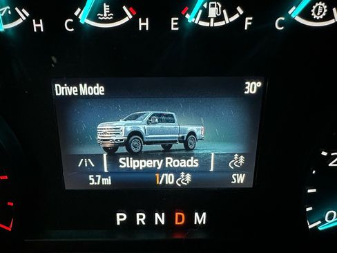 New 2026 Ford F250 XL w/ XL Chrome Package RWD image 48