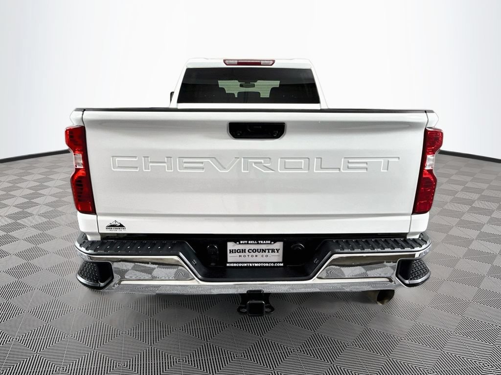 Used 2022 Chevrolet Silverado 2500 LT w/ Fleet Comfort Package AWD/4WD image 6