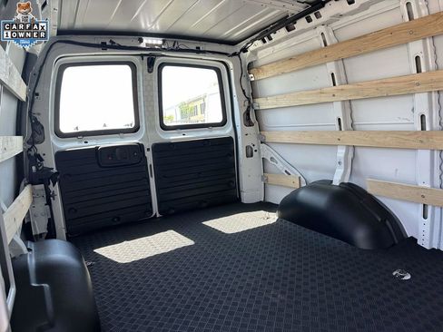 Used 2024 Chevrolet Express 2500 w/ Driver Convenience Package RWD image 8