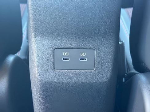 New 2026 Nissan Kicks SR FWD image 19