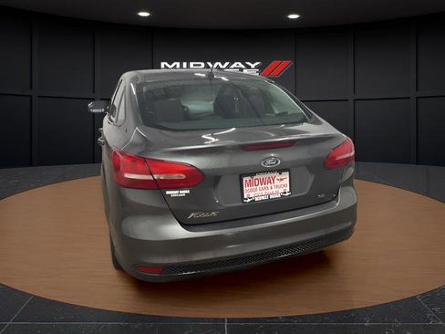 Used 2016 Ford Focus SE FWD image 6