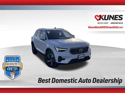 Used 2024 Volvo XC40 B5 Core