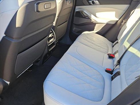 New 2026 BMW X6 xDrive40i w/ Climate Comfort Package image 16