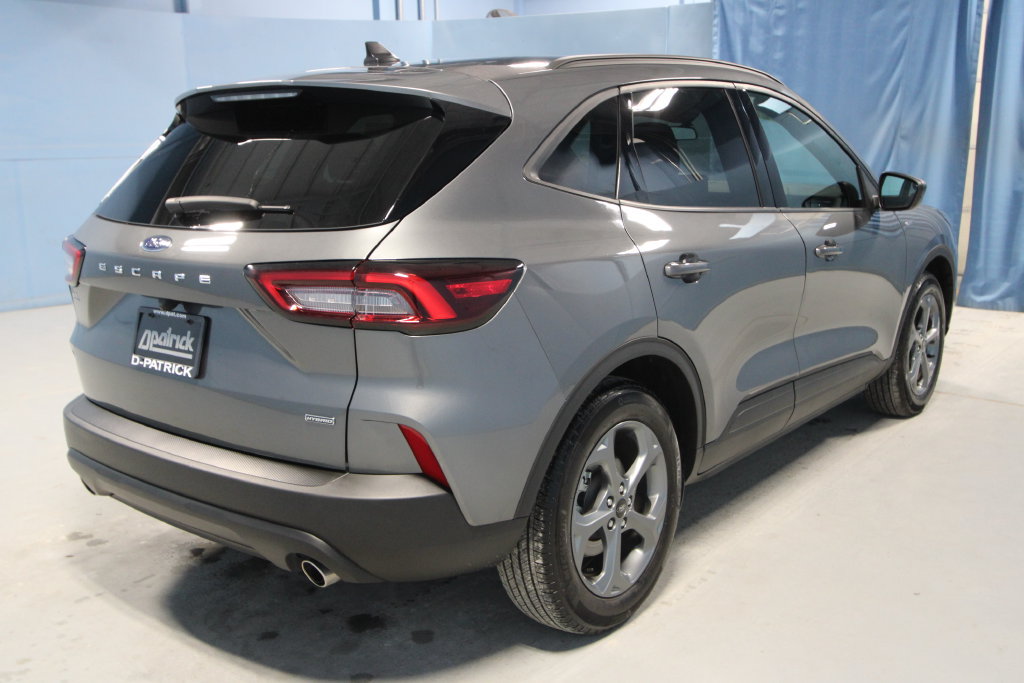 Used 2025 Ford Escape ST-Line w/ Equipment Group 301A FWD image 34