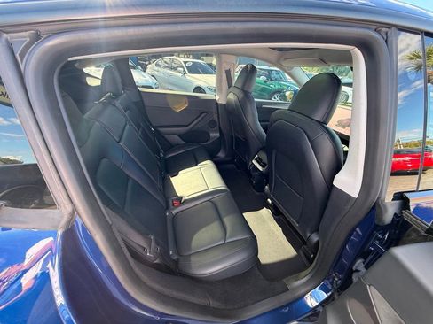 Used 2023 Tesla Model Y Performance image 30