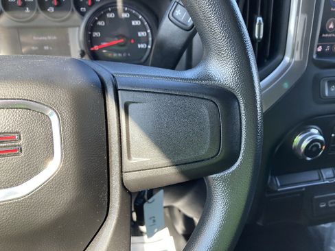 Used 2021 GMC Sierra 2500 4x4 Crew Cab w/ Convenience Package image 29