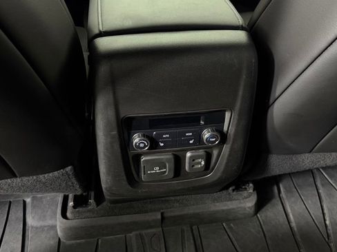 Used 2023 Buick Enclave Avenir w/ Avenir Technology Package AWD/4WD image 30
