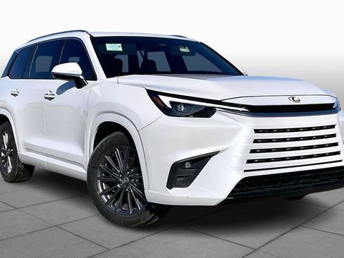 Used 2024 Lexus TX 350 image 3