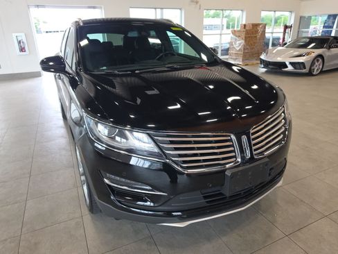 Used 2017 Lincoln MKC Reserve AWD/4WD image 4