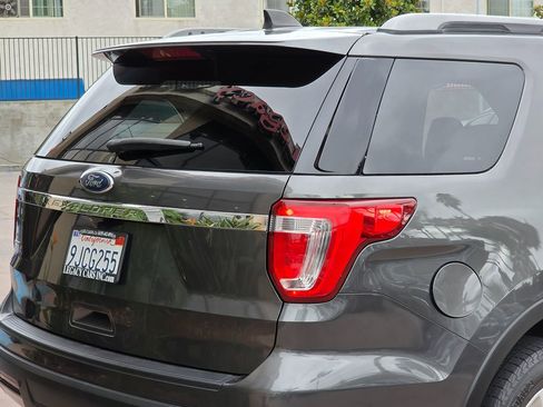 Used 2019 Ford Explorer XLT image 14