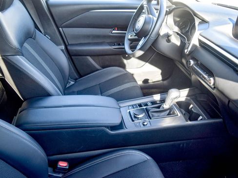 Used 2025 MAZDA CX-50 AWD 2.5 S w/ Preferred Package image 8