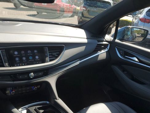 Used 2023 Buick Enclave Essence w/ Experience Buick Package image 20
