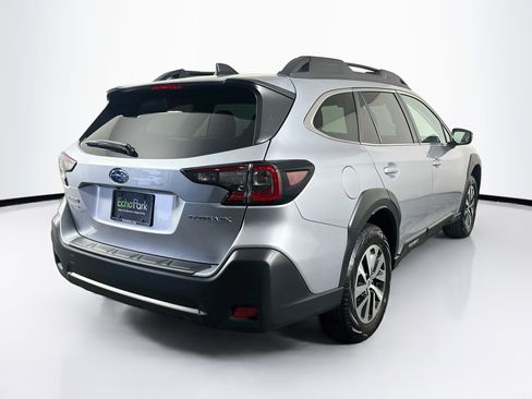 Used 2025 Subaru Outback Premium w/ Popular Package #1A AWD/4WD image 9