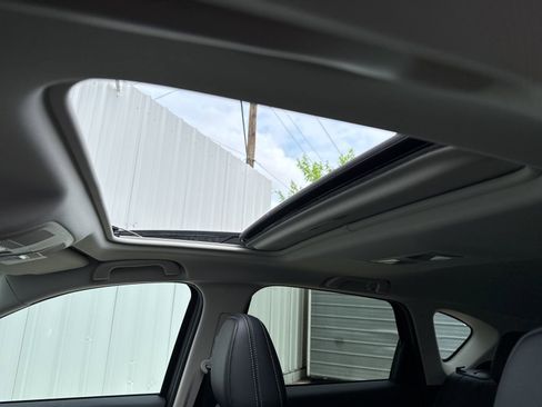 Used 2025 MAZDA CX-5 AWD 2.5 S w/ Preferred Package image 24