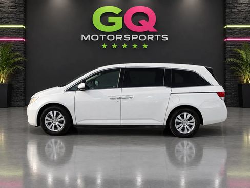 Used 2016 Honda Odyssey SE image 4