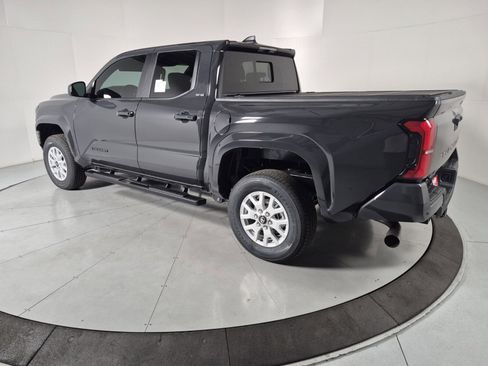 New 2026 Toyota Tacoma SR5 image 3